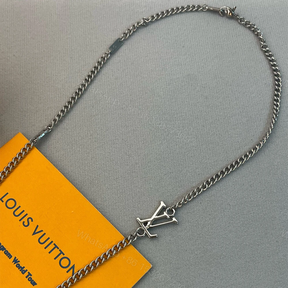 View 7 of LV Damier Rings Pendant