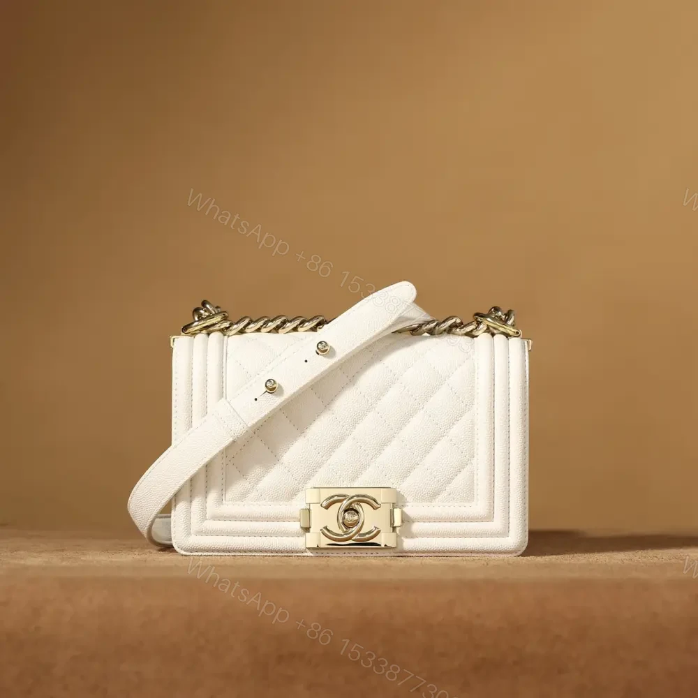高仿Chanel*LeBoy白色口蓋包S免檢版 — view 1