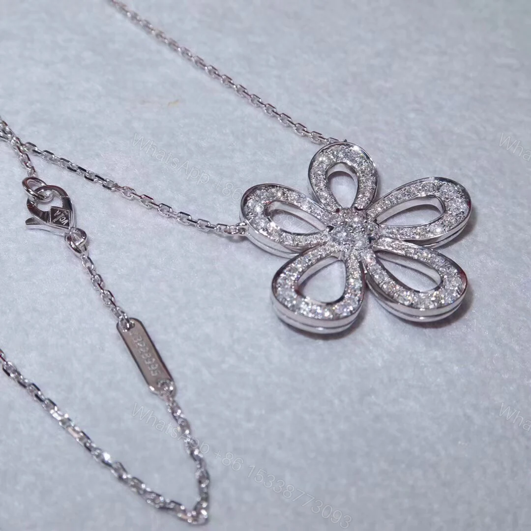 View 4 of Van Cleef & Arpels Flowerlace pendant