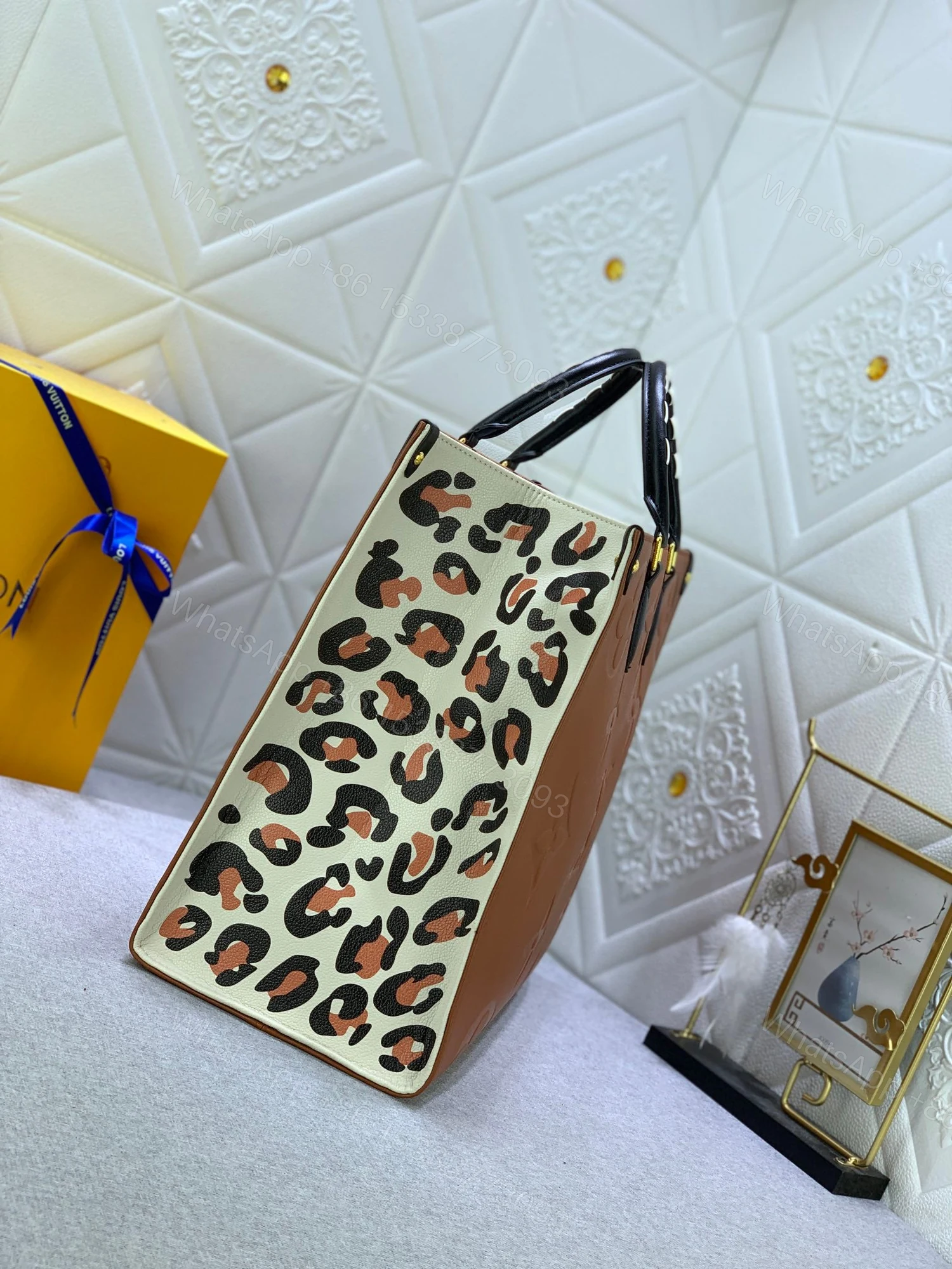 View 9 of Laveszi Luxury Bags LV 752