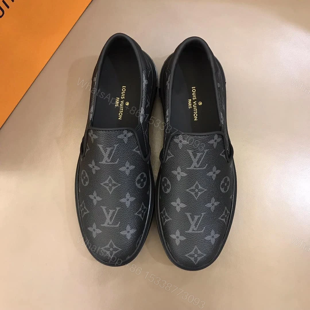 View 2 of LOUIS VUITTON LOW TOP SNEAKER – LV41