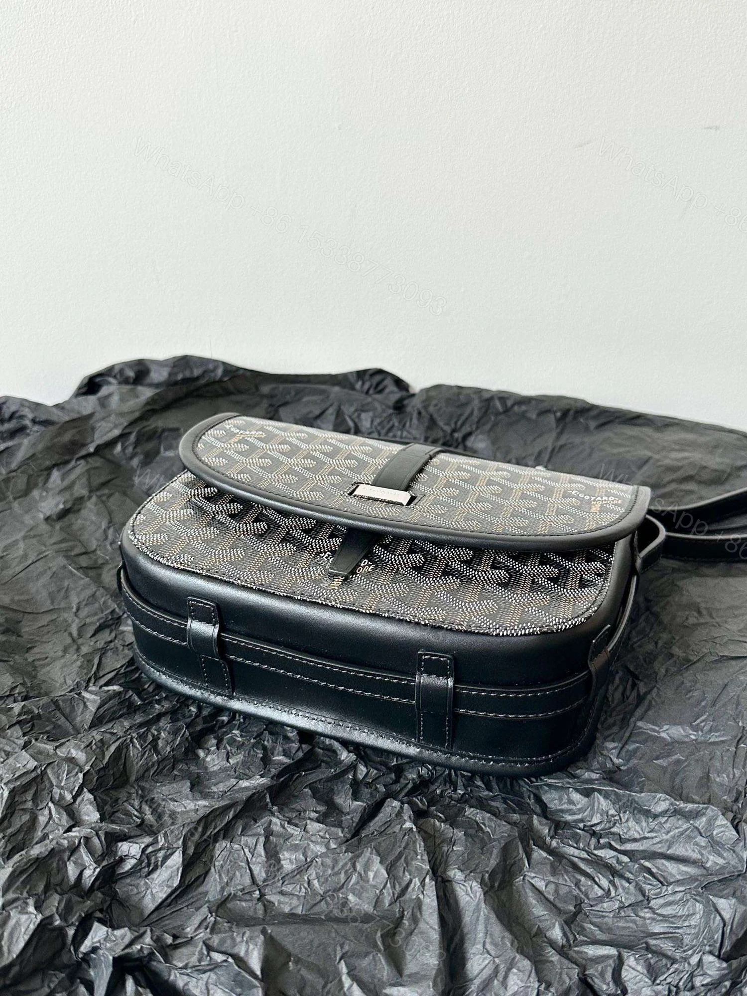 View 6 of Goyard Black Crossbody Handbag Women’s 22x16x7cm