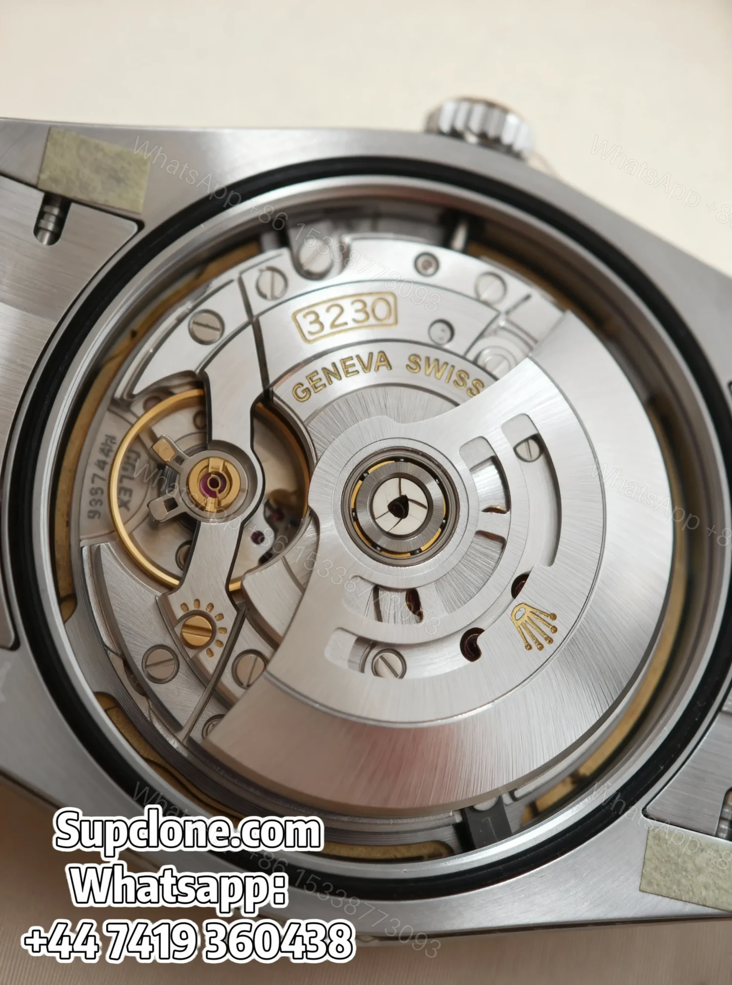 View 5 of Rolex Super Clone Oyster Perpetual M124300-0004 41mm Green Dial 3230 Movement