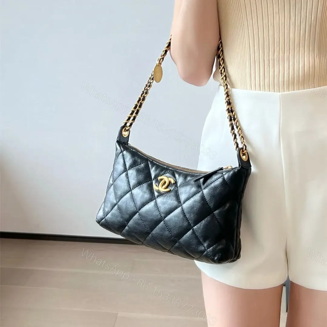 View 19 of 高仿Chanel*25S系列AS5528小羊皮腋下包黑色免檢版