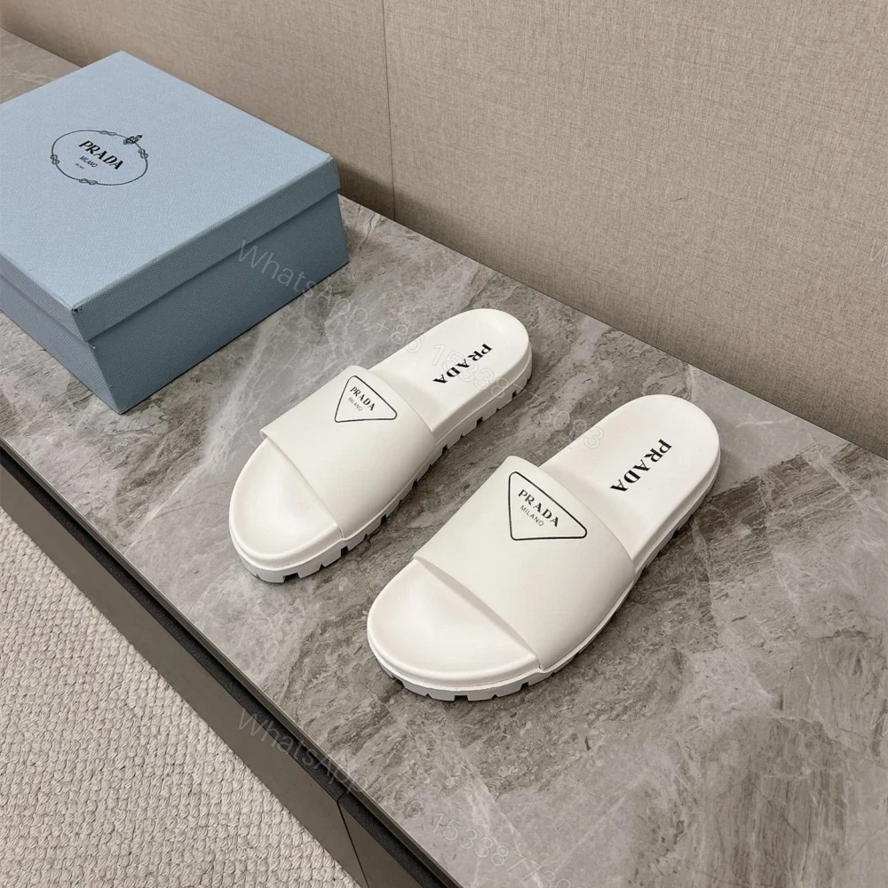 高仿Prada*1XX582M男女同款拖鞋塗層字母白色免檢版 — view 1