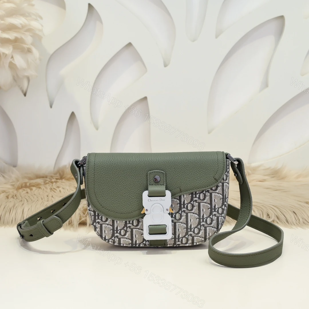 Dior 高仿 Safari Oblique軍綠拼接半月斜背包女款精品包 — view 1