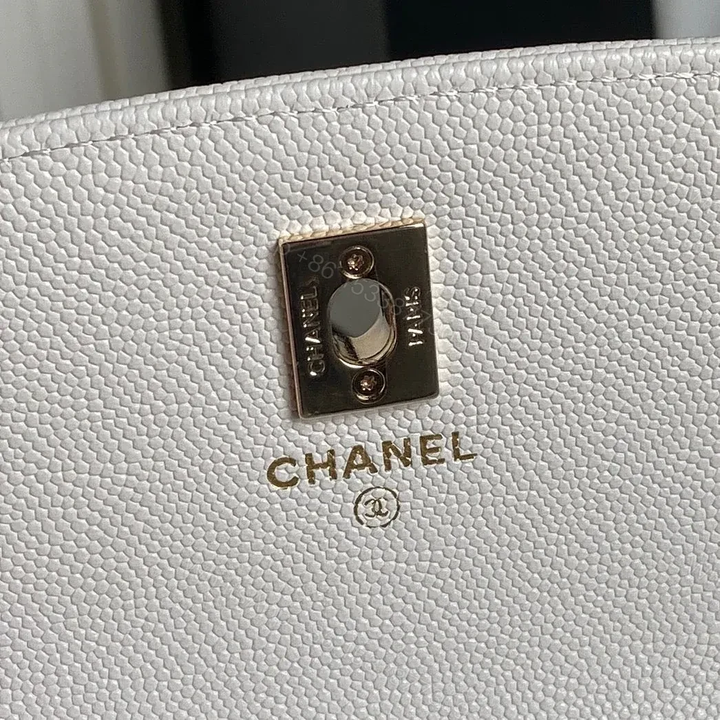 View 4 of CHANEL 25C FLAP BAG 18 IN WHITE SHINY GRAINED CALFSKIN GOLD HARDWARE
