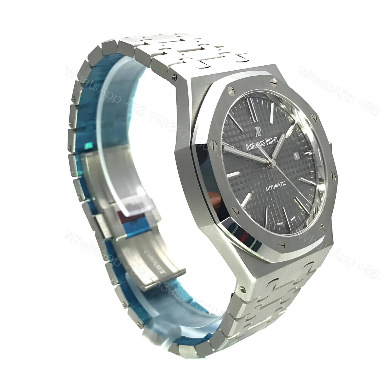 View 2 of Audemars Piguet Royal Oak 15400ST.OO.1220ST.04 Replica