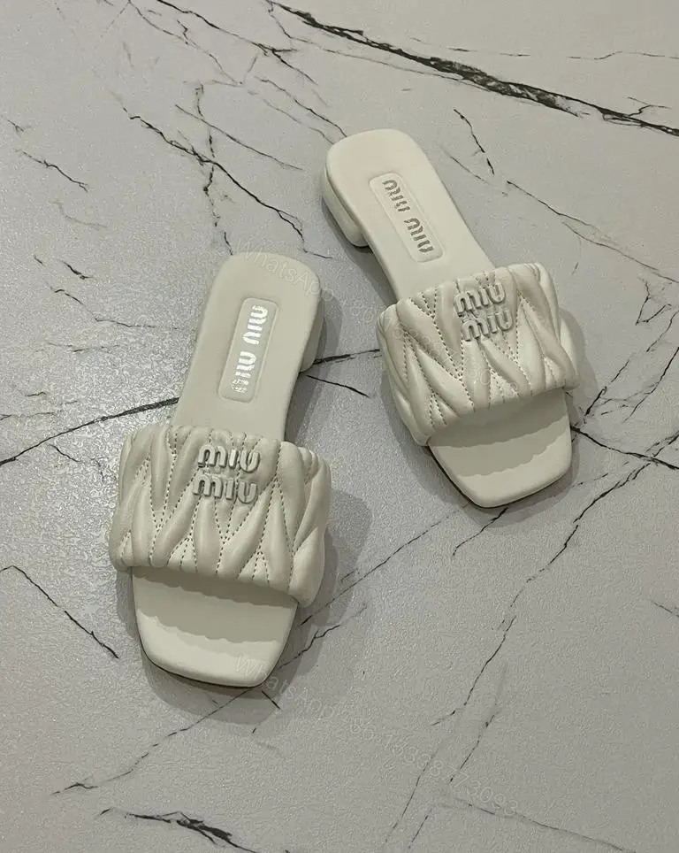 MIU MIU — view 1