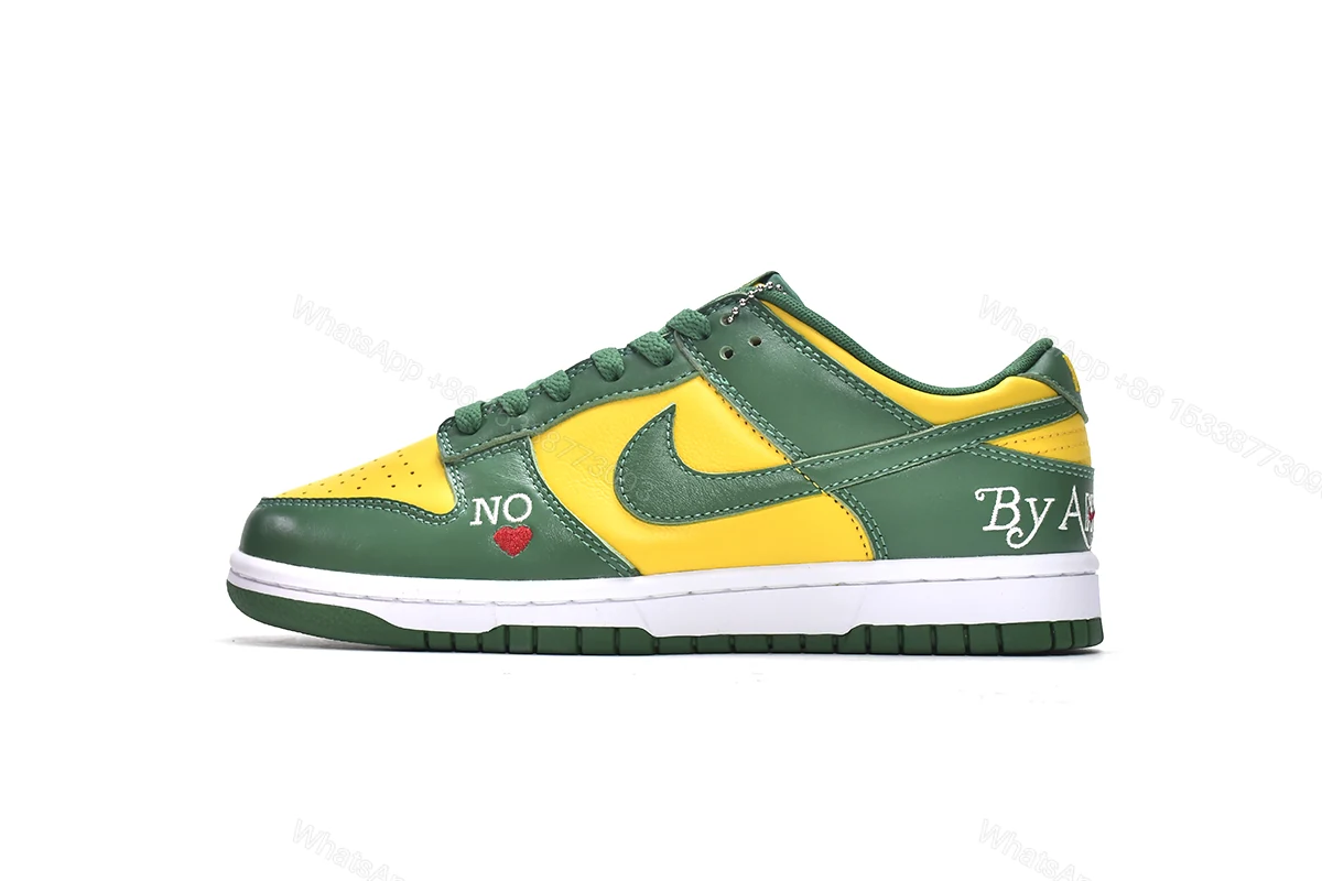 View 9 of (OG)Supreme x Nike SB Dunk Low Brazil DO7412-983
