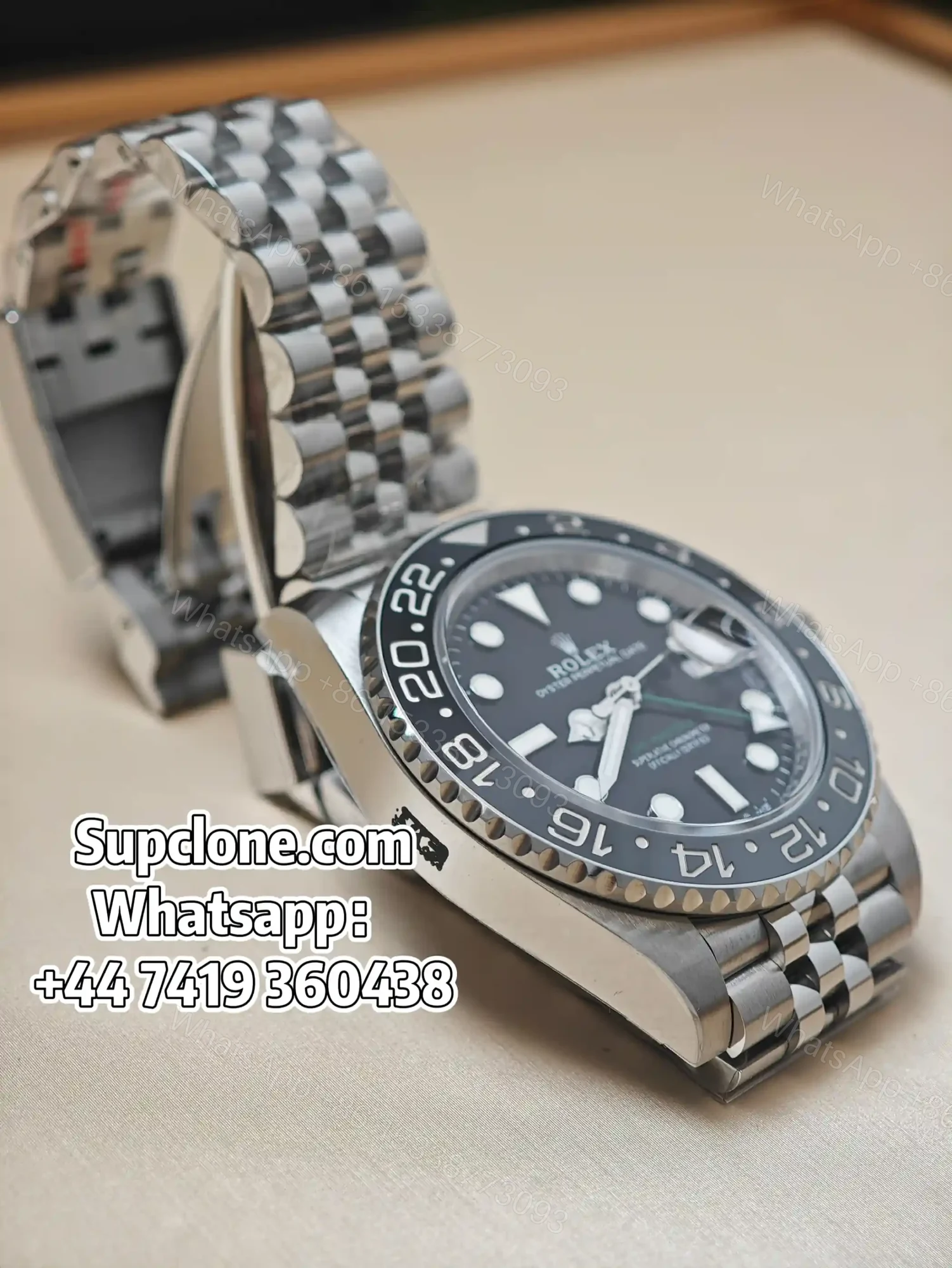 View 5 of Rolex Super Clone Watches 1:1 Bruce Wayne GMT-Master II 126710GRNR Jubilee 3285 Movement