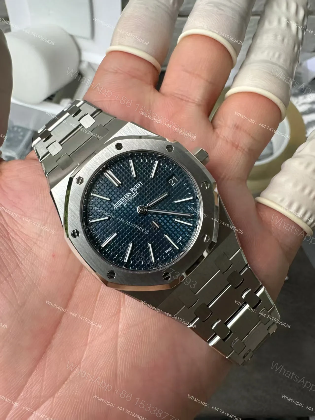 View 8 of Audemars Piguet Super Clone Royal Oak “Jumbo” Extra-Thin 15202ST 39mm