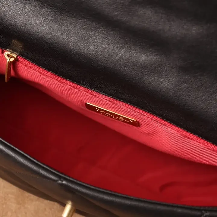 View 13 of 高仿Chanel*19Bag系列小羊皮口蓋包黑色免檢版