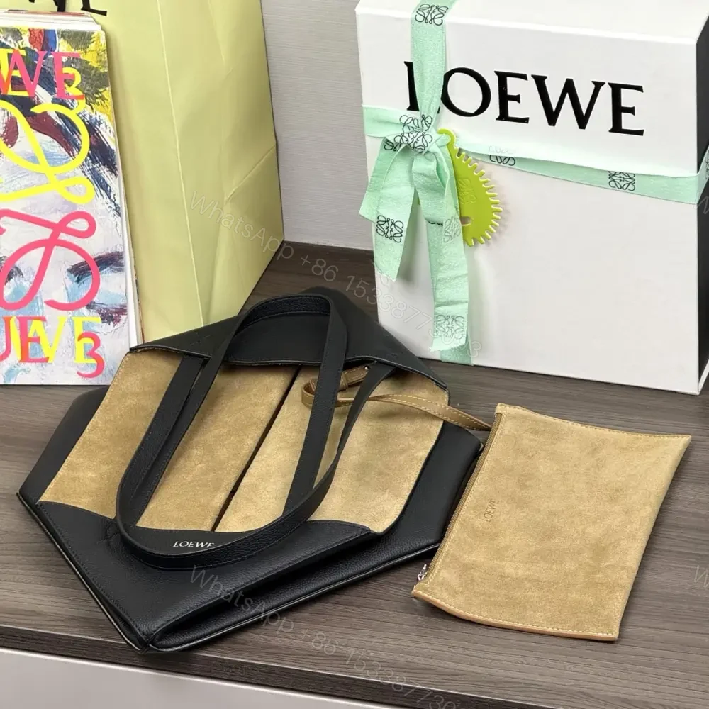 View 8 of 高仿Loewe*Fold系列1100幾何Tote包黑色中號免檢版