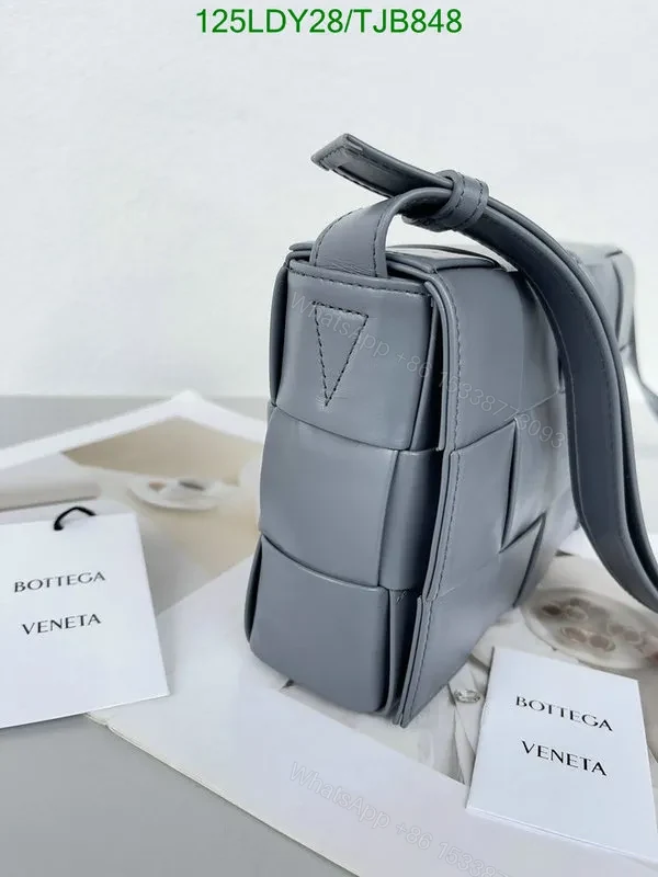 View 24 of Bottega Veneta Premium Nappa Leather Intrecciato Weave Bag with Magnetic Fastening BV9101