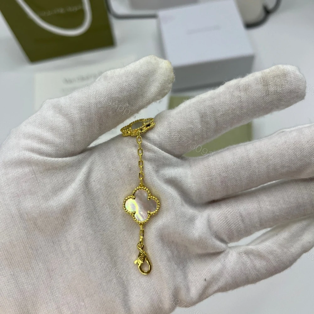 View 9 of 高仿首飾VanCleef&Arpels*RP39D00水晶石黃金手鏈