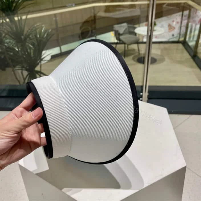 View 4 of Louis Vuitton Visor – LHC10