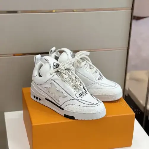 View 7 of LOUIS VUITTON SKATE SNEAKERS IN WHITE – LSVT329