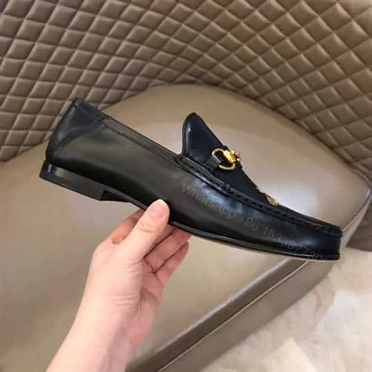 View 2 of GUCCI LEATHER LOAFER WITH BEE – LDG009