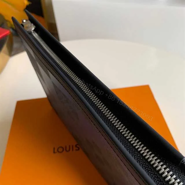 View 9 of POCHETTE VOYAGE MM DAMIER GRAPHITE CANVAS N60412