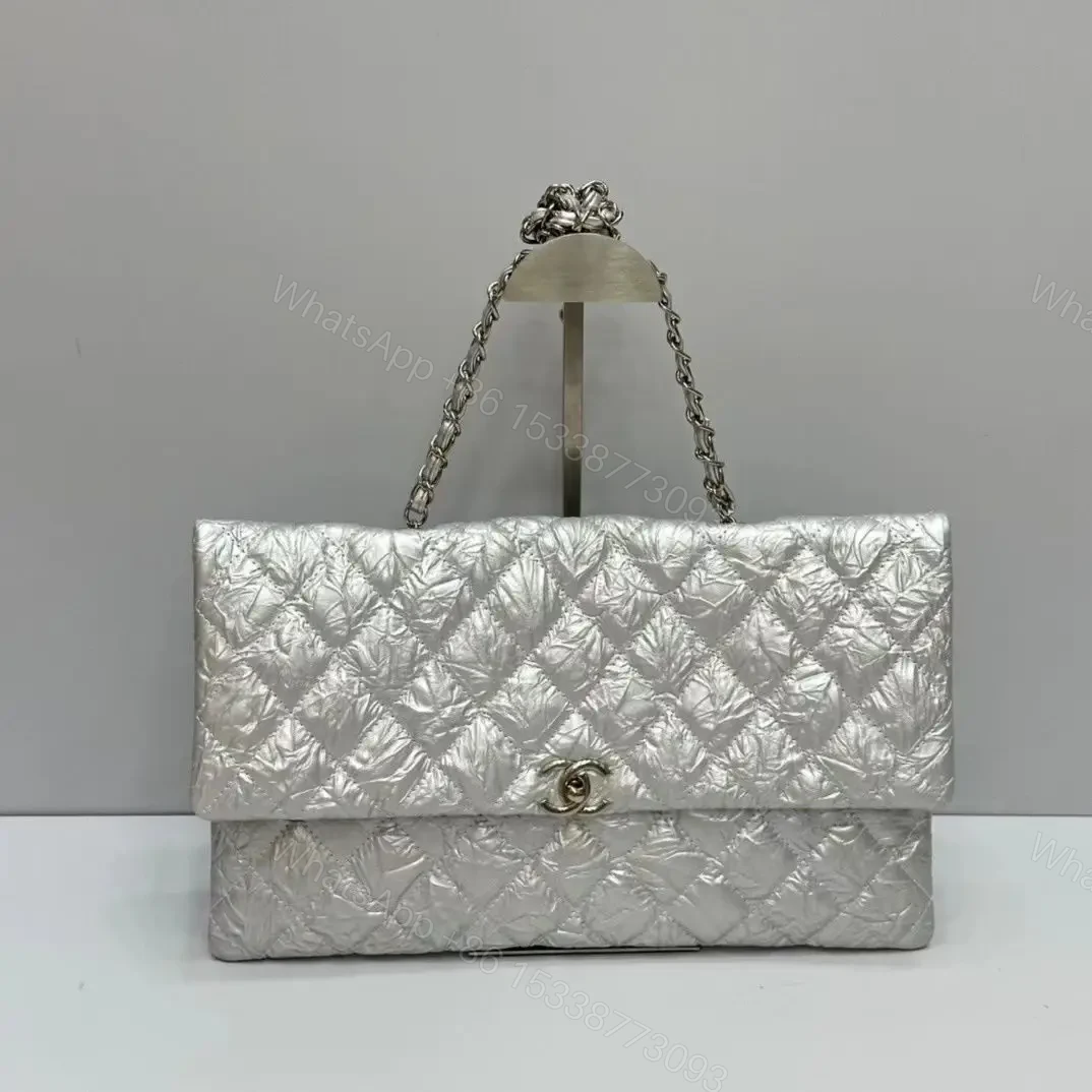CHANEL — view 1