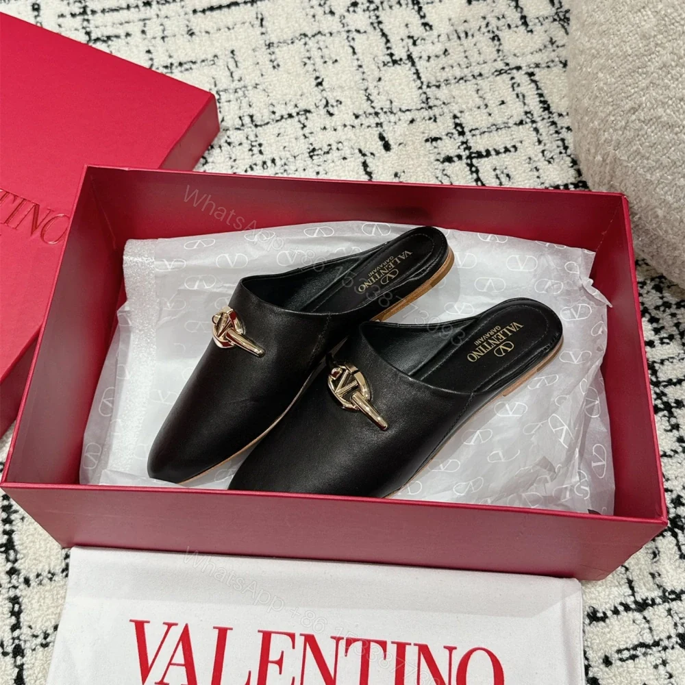 View 5 of 高仿Valentino*4W2S0IY簡約包頭拖鞋小牛皮黑色免檢版