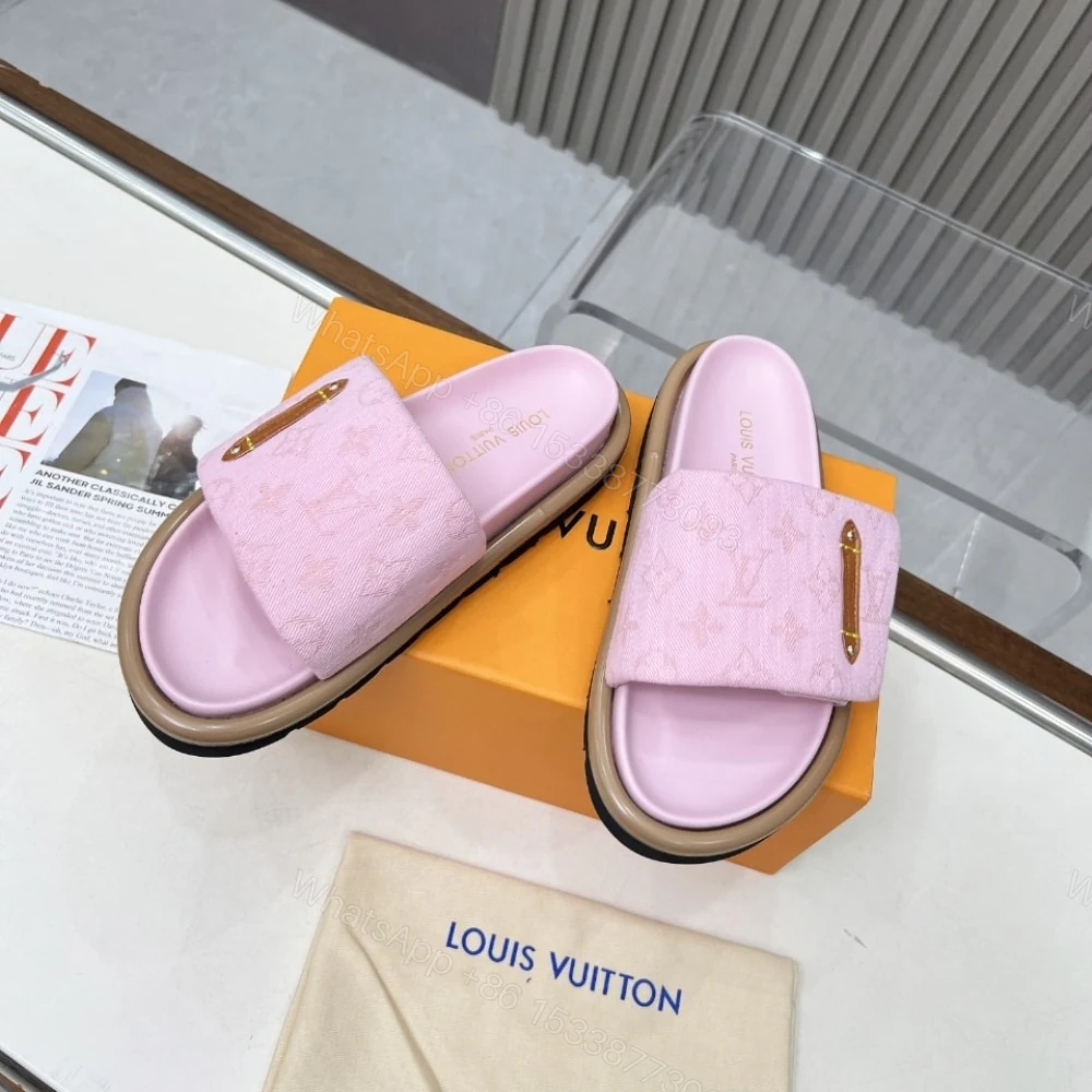 View 3 of LOUIS VUITTON POOL PILLOW FLAT COMFORT MULE ROSE 1AGUZD