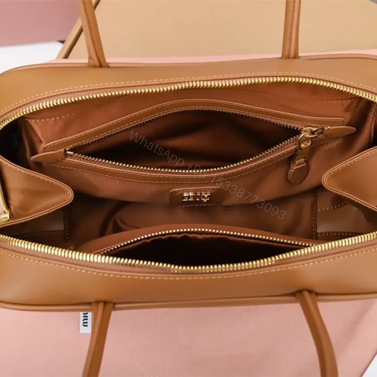 View 8 of 高仿miumiu*5BB172壓紋LOGO手提包小牛皮白蘭地免檢版