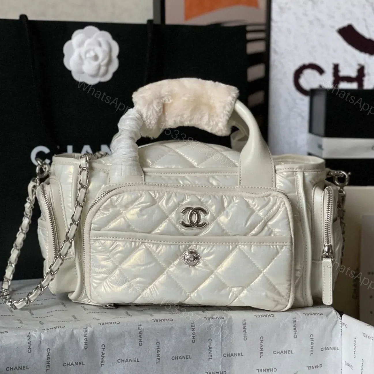 CHANEL CC LARGE 35 BOWLING BAG IN WHITE CALFSKIN — view 1