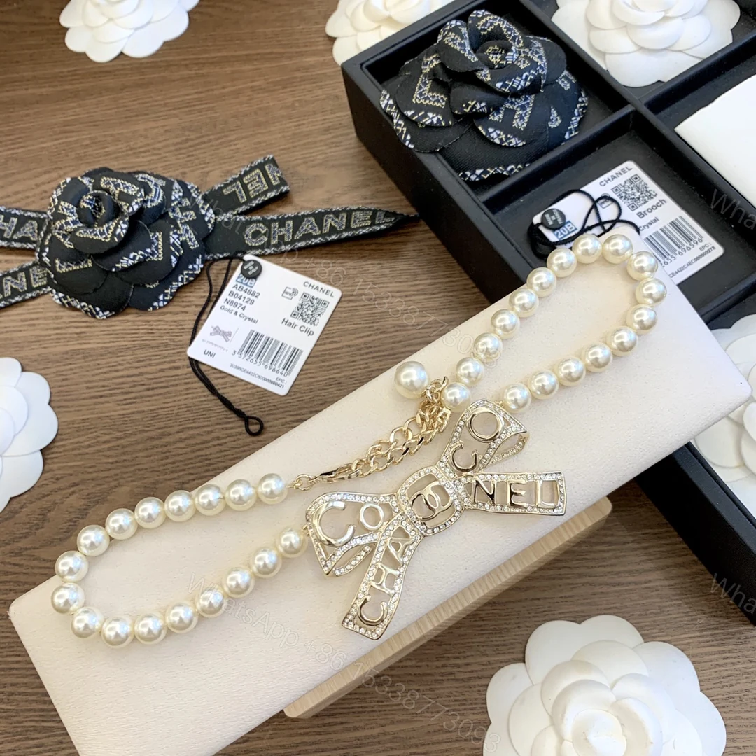 View 3 of EN – Lux Chanel Necklaces 038