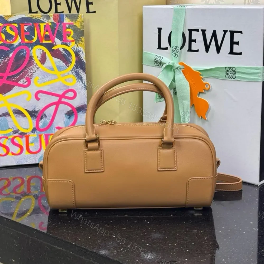 View 3 of 高仿Loewe*Amazona系列2586橫版手提包沙漠黃免檢版