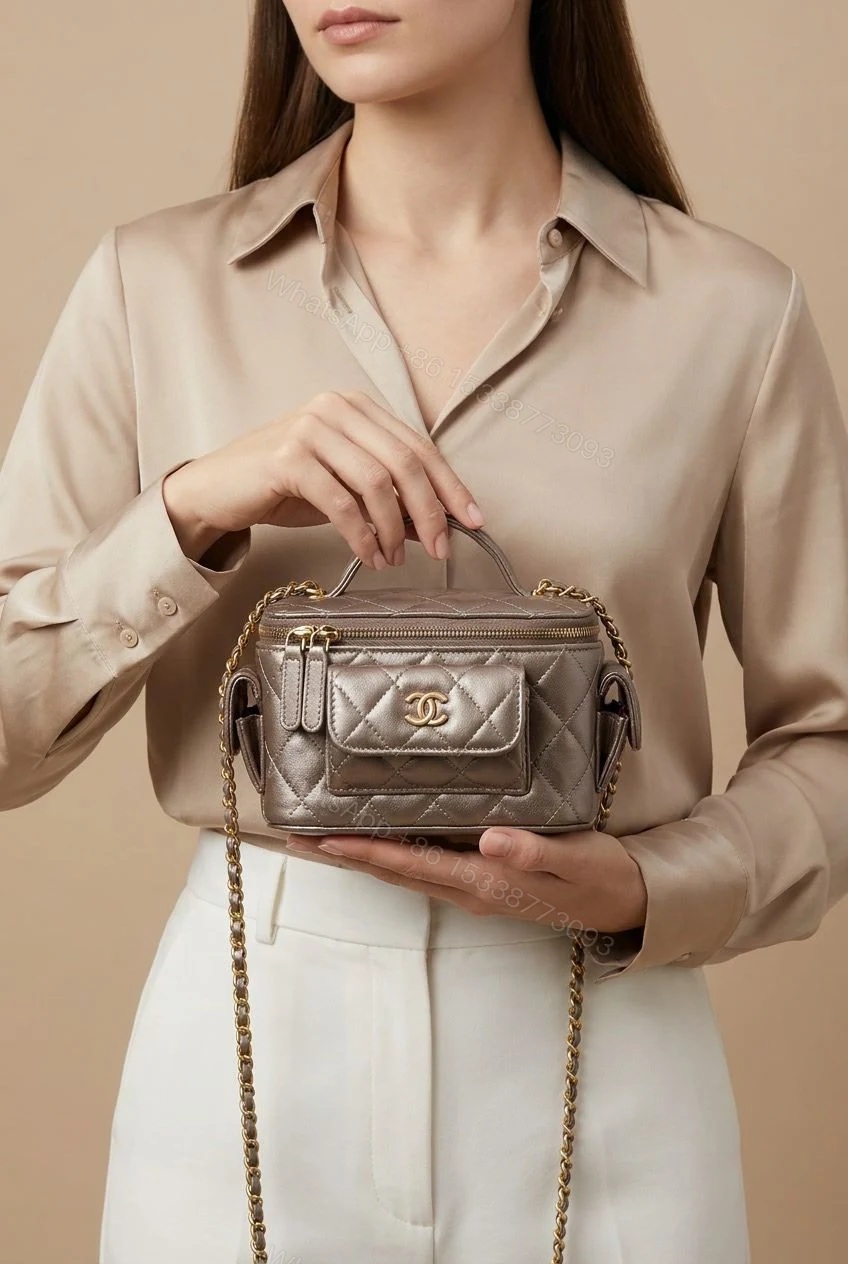 Chanel Lambskin Vanity Case With Mirror First Copy | AAA+ Replica Designer Bag — view 1