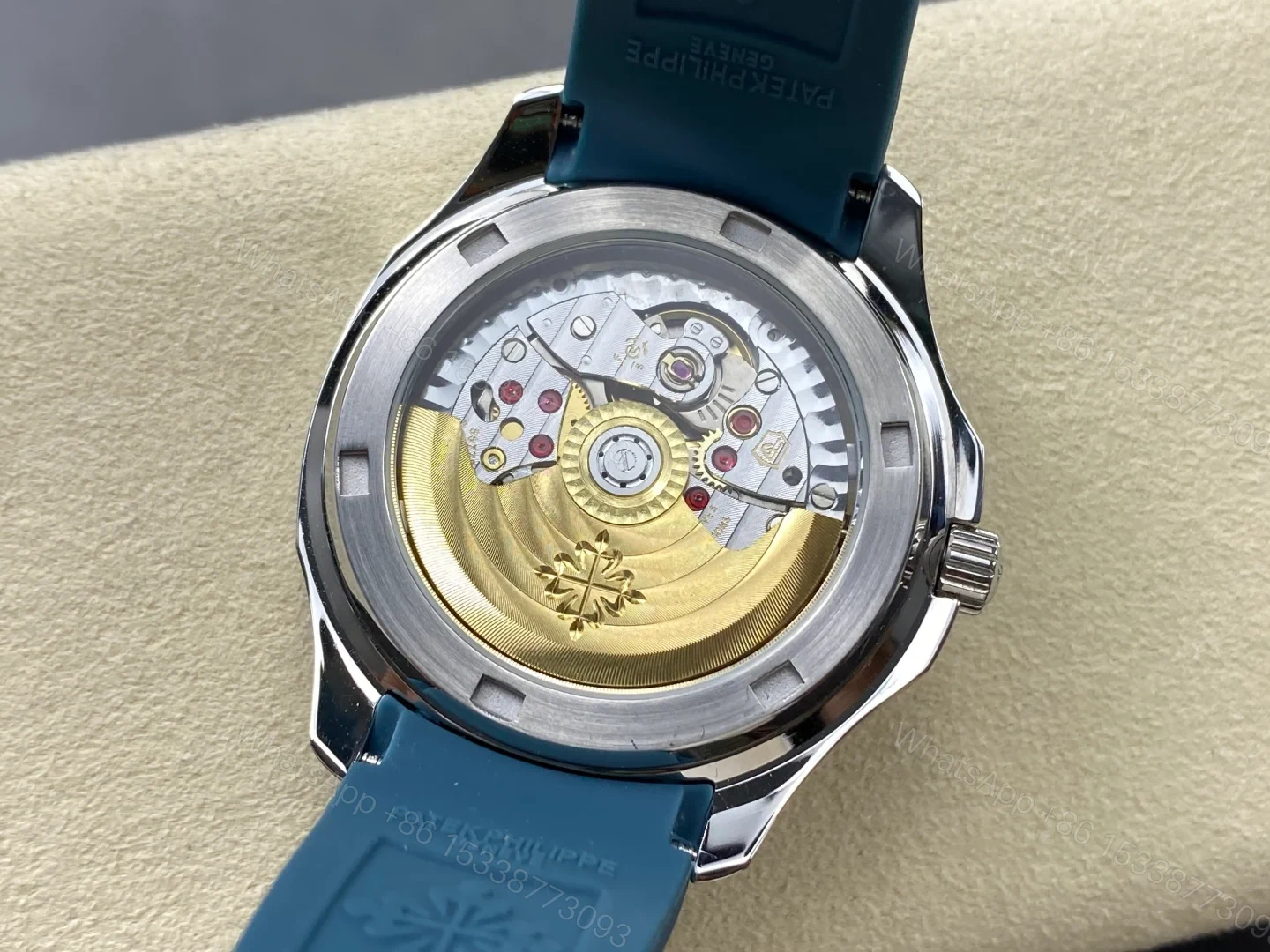 View 7 of Patek Philippe Aquanaut 5067 Stainless Steel Blue 5067A-025