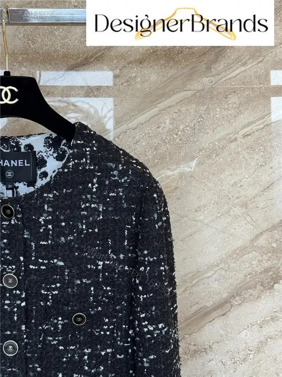 View 5 of Textured Tweed Jacket: Sophisticated City-Chic Style
