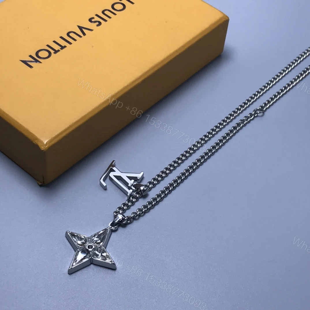 View 4 of EN – Lux LV Necklaces 046
