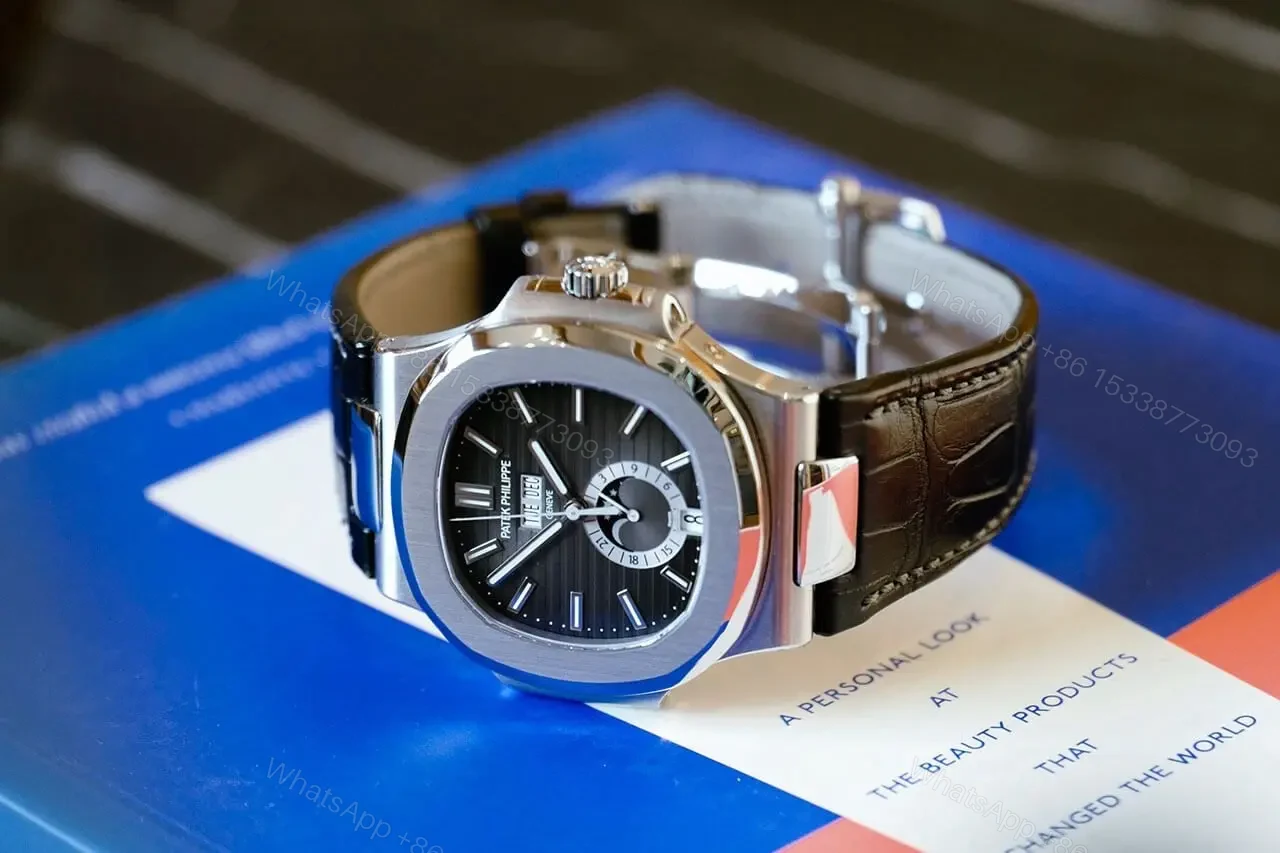 Patek Philippe Nautilus Calendar — view 1