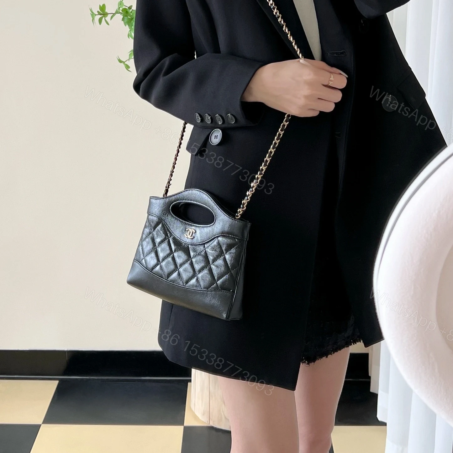 View 17 of 高仿Chanel*24S春夏系列AP3656單肩包黑色免檢版