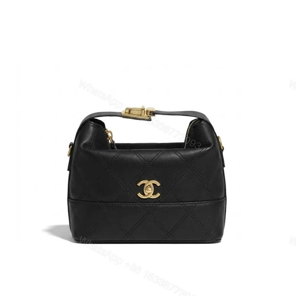Chanel Clutch With Chain Quilted Leather Black 19cm — view 1