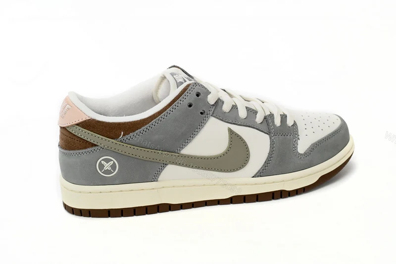 View 3 of Nike SB Dunk Low Yuto Horigome FQ1180-001