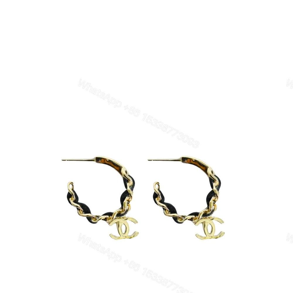 Chanel Chain CC Small Hoop Earrings Gold — view 1