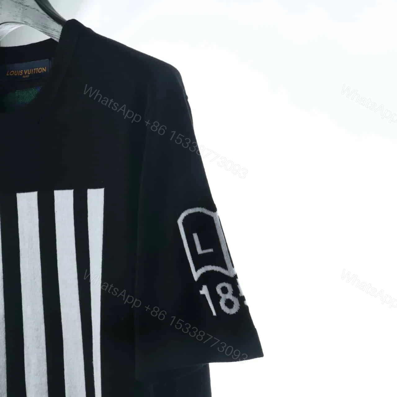 View 4 of LOUIS VUITTON PIANO GOBLE KNITTED T SHIRT