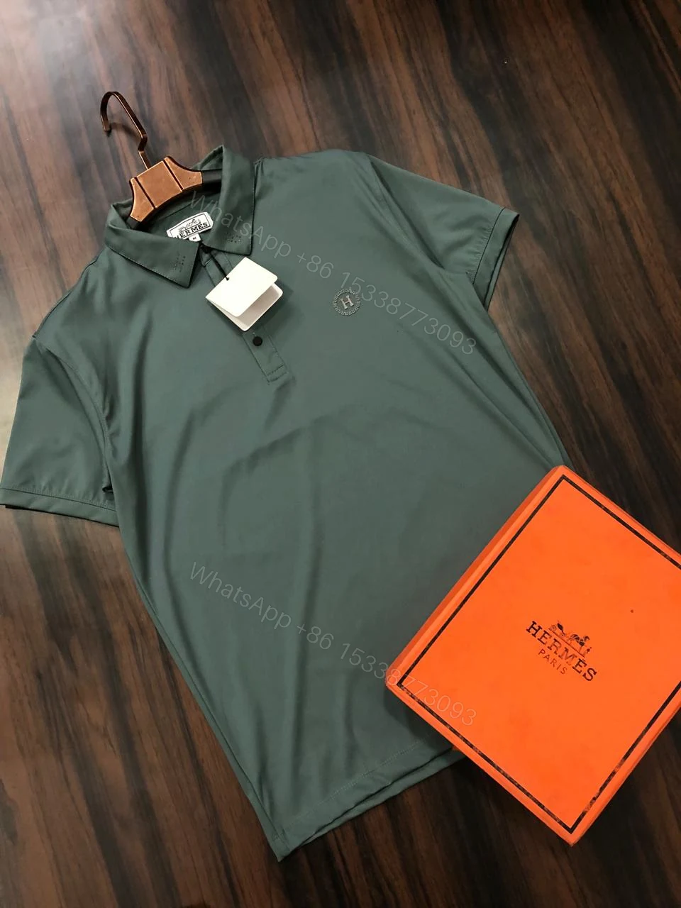 View 4 of FIRST COPY HERMES VERY EXCLUSIVE POLOS T-SHIRT