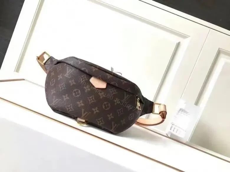 LOUIS VUITTON — view 1