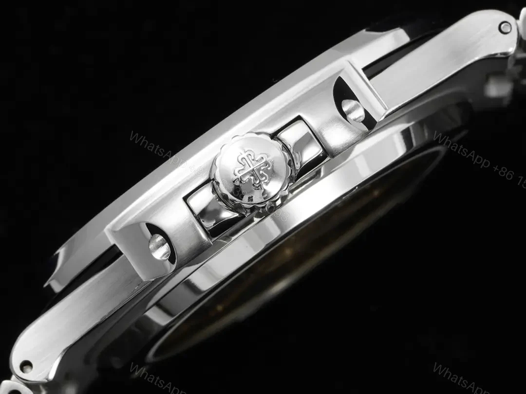 View 4 of Patek Philippe Nautilus 5711 Platinum – Emerald Grey Dial 5711/113P-001