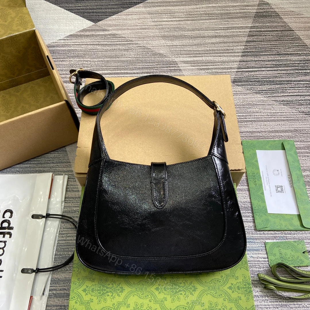 View 5 of JACKIE SMALL SHOULDER BAG 27 IN BLACK CRACKED LACQUER CALFSKIN GOLD HARDWARE