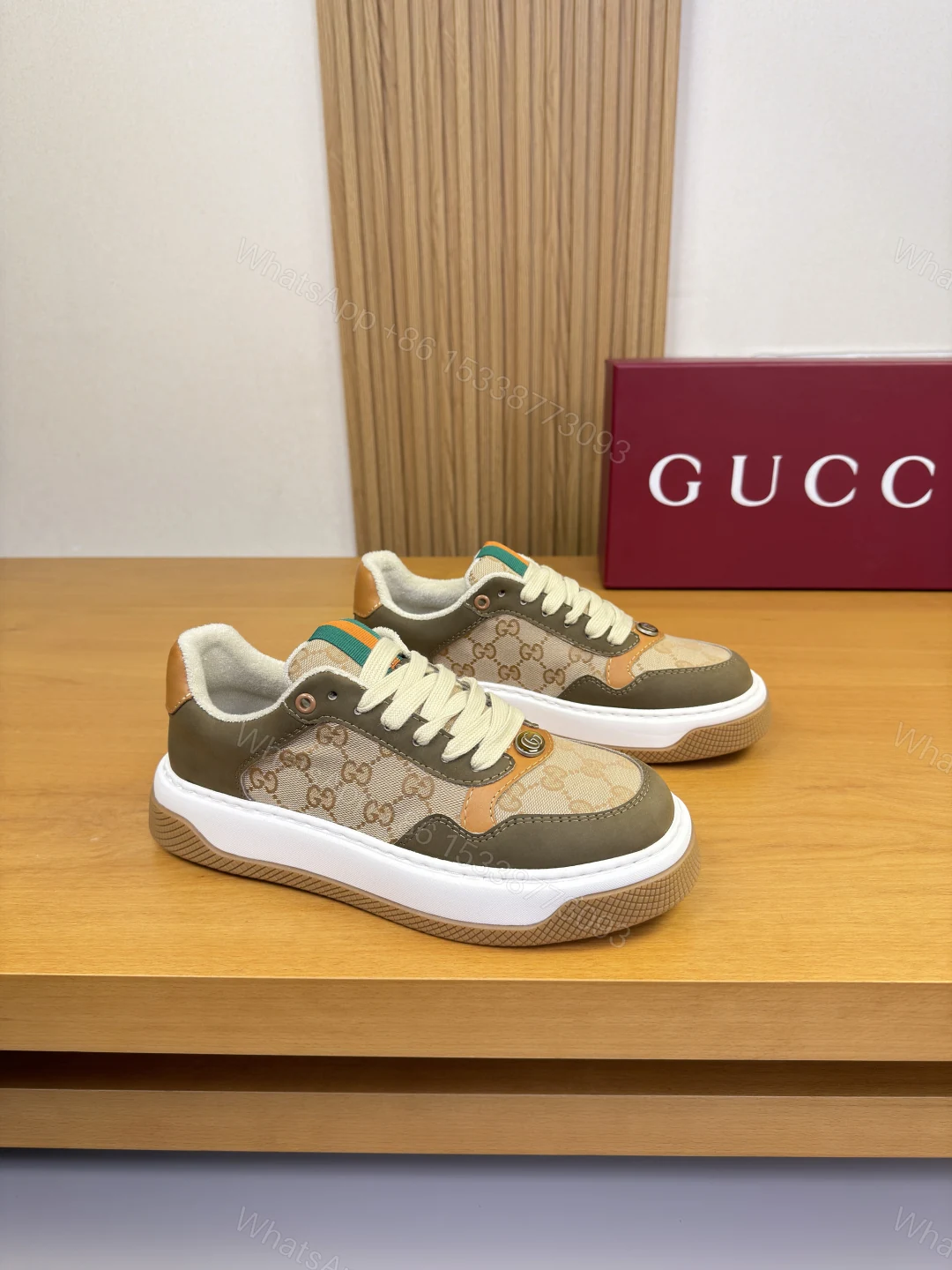 Gucci一比一男款帆布運動鞋 咖啡撞色低筒設計 — view 1