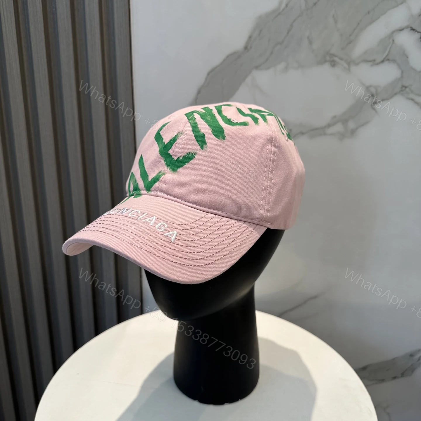 BALENCIAGA 原單 男款 徽章刺繡棒球帽 粉色潮流帽 — view 1