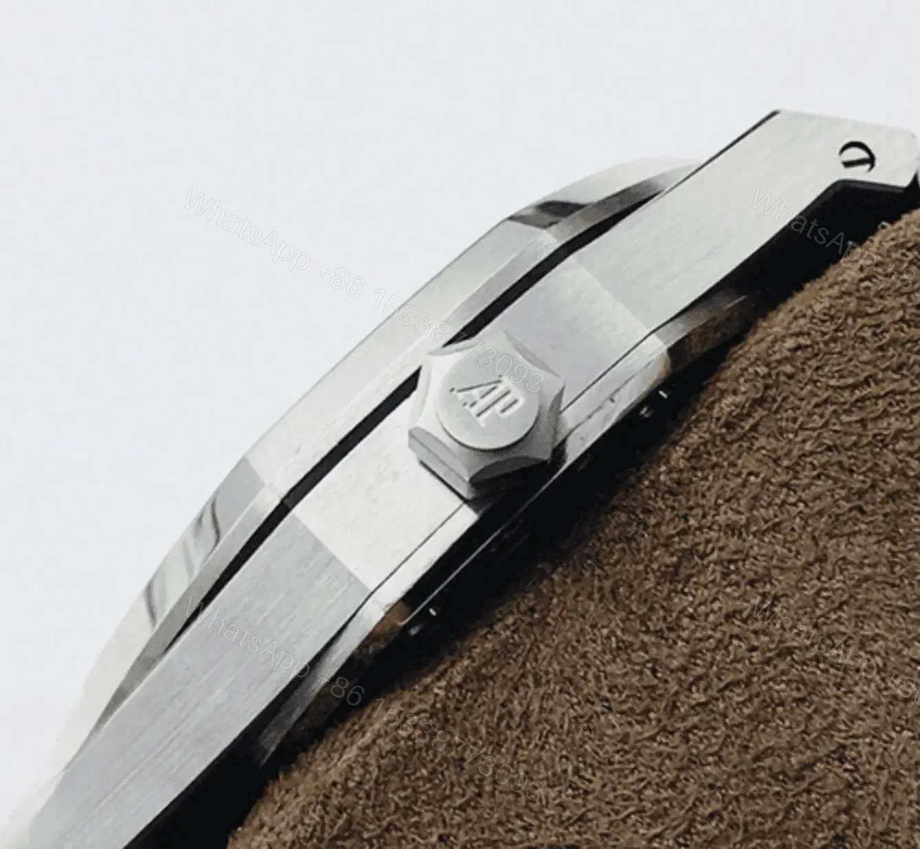 View 4 of Audemars Piguet Royal Oak Tourbillon 26522TI.OO.1220TI.01