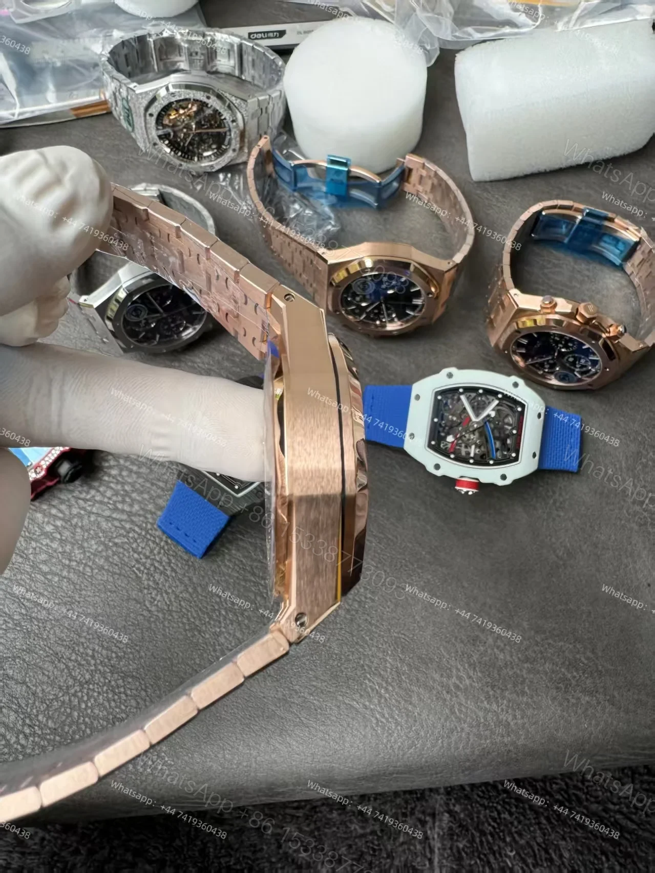 View 8 of Audemars Piguet Super Clone Royal Oak Rose Gold Black dial 26240 Chronograph 41mm Cal.4401