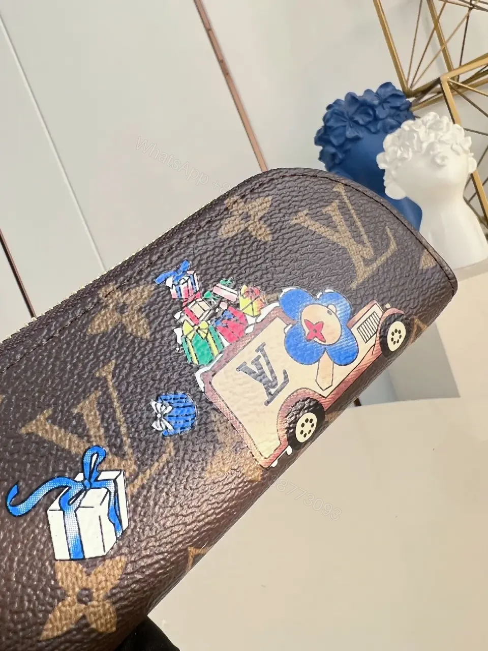 View 5 of Playful Twist Wallet Case: Chic, Durable, Compact Accessory